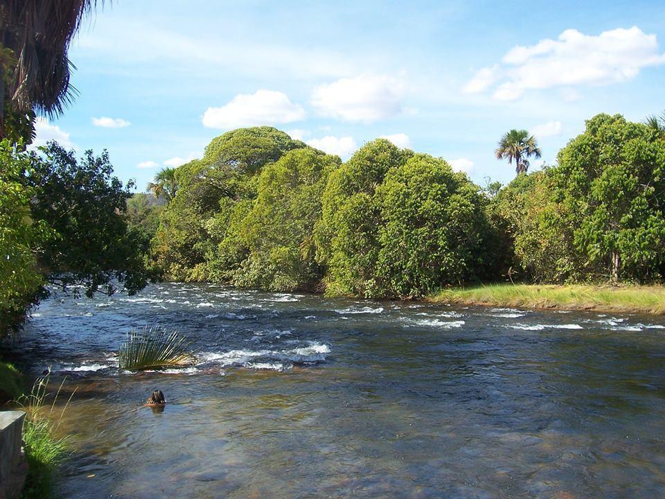 Rio de Ondas em Barreiras - Aguas Cristalinas - Casa do Rio - Barreiras