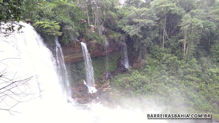 Fotos da Cachoeira do Acaba Vidas em Barreiras Bahia em Janeiro de 2019