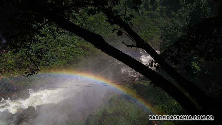 Fotos da Cachoeira do Acaba Vidas em Barreiras Bahia em Janeiro de 2019